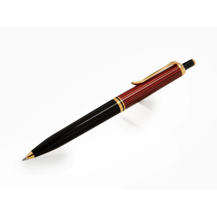 PIX PELIKAN Souveran K400, accesorii placate cu aur*