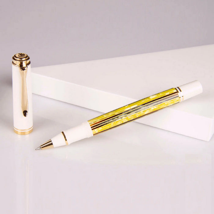 ROLLER PELIKAN Souveran R400, accesorii placate cu aur*