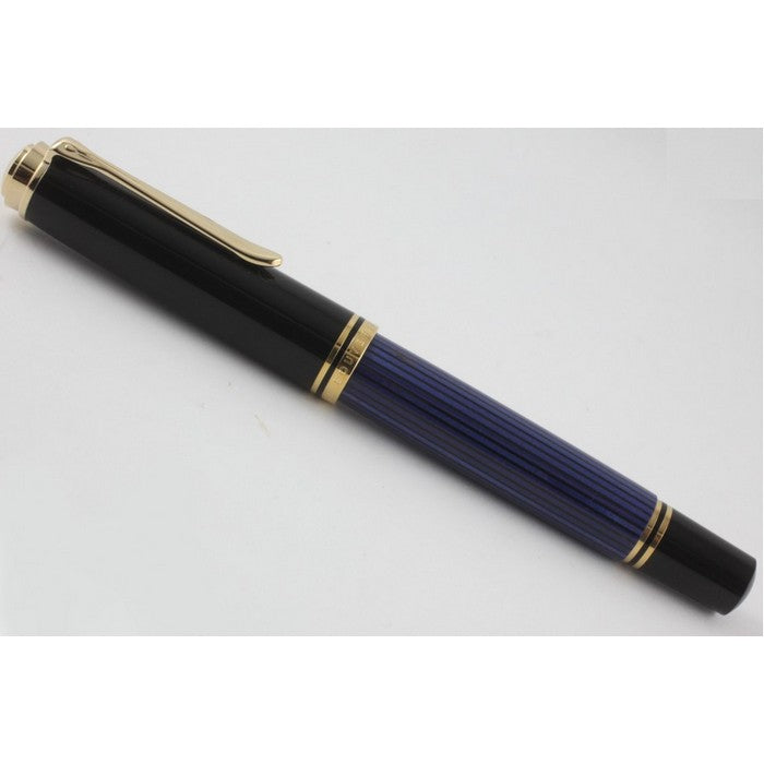 STILOU PELIKAN Souveran M800, accesorii placate cu aur*